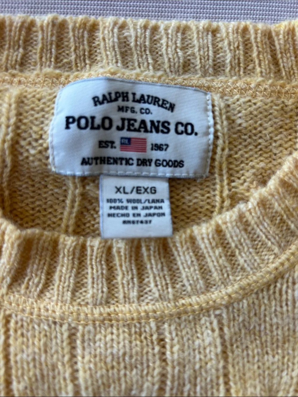 Polo by Ralph Lauren 100 % Wool Men's Pale Yellow Cable Knit Crewneck Sweater